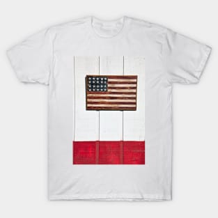 Folk art American flag on wooden wall T-Shirt